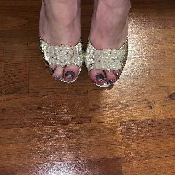 Kate Spade Pearl Heels - Picture 7 of 7
